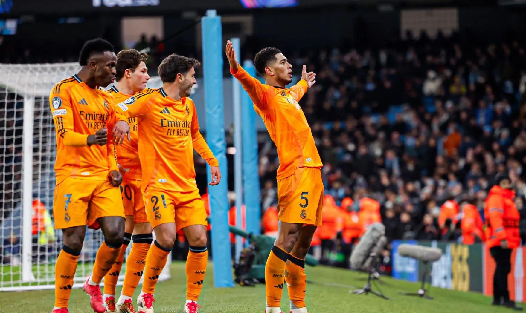 圣埃蒂安球员合练时传出冲突，主帅需解决内部纷争的简单介绍