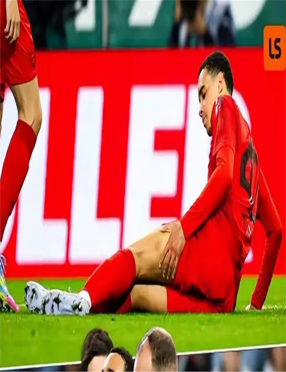 土耳其险胜西班牙，穆勒爆发神勇的简单介绍