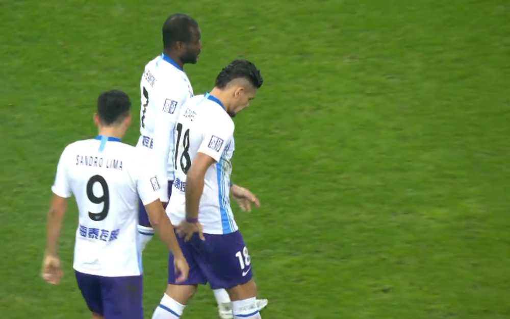 关于大连一方战平泰达，双方执着拼搏不甘示弱的信息