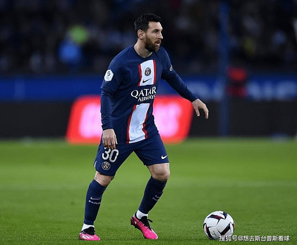 沃尔夫斯堡主帅公开表态，力争本赛季取得佳绩的简单介绍