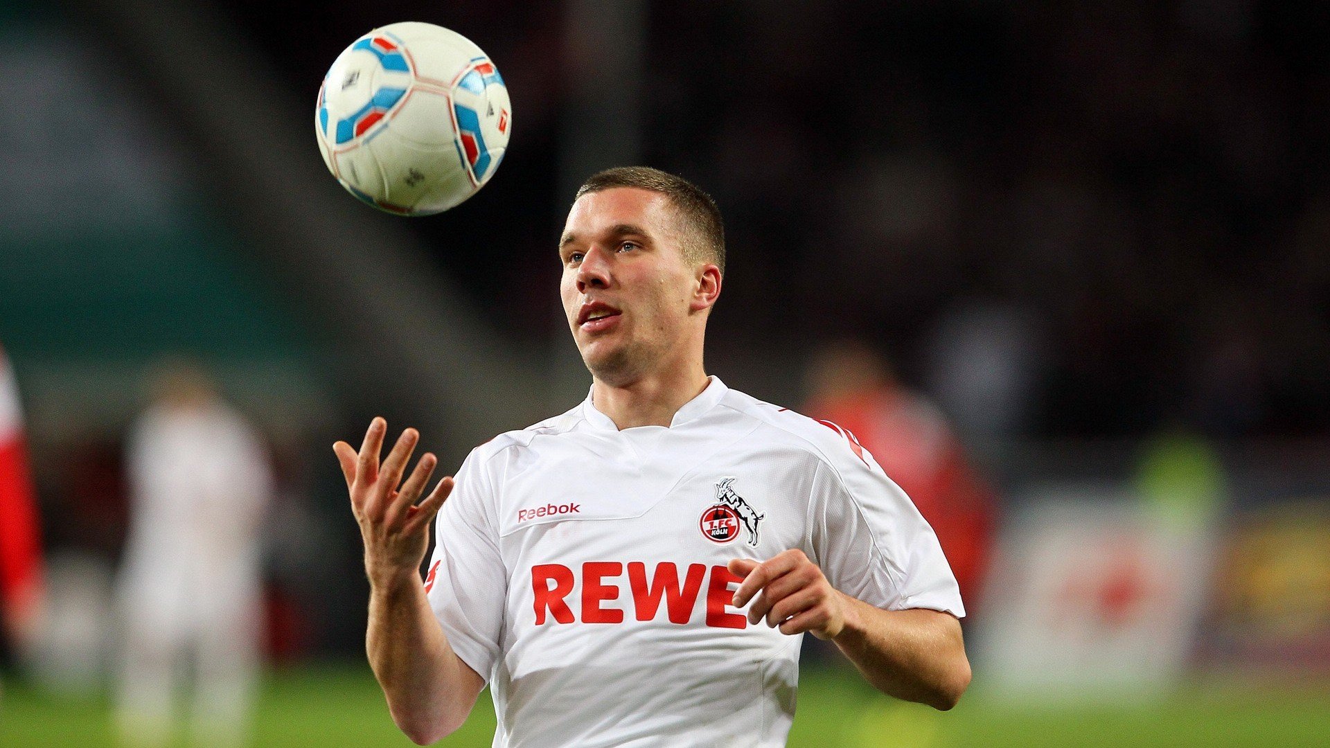 布伦森关键战不手软,骑士一波带走魔术