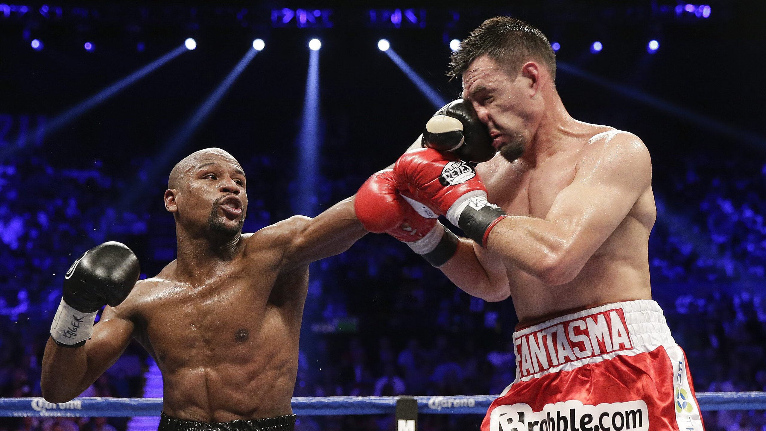 欧冠半决赛之夜，阿克的致命一击让比赛提前失去悬念